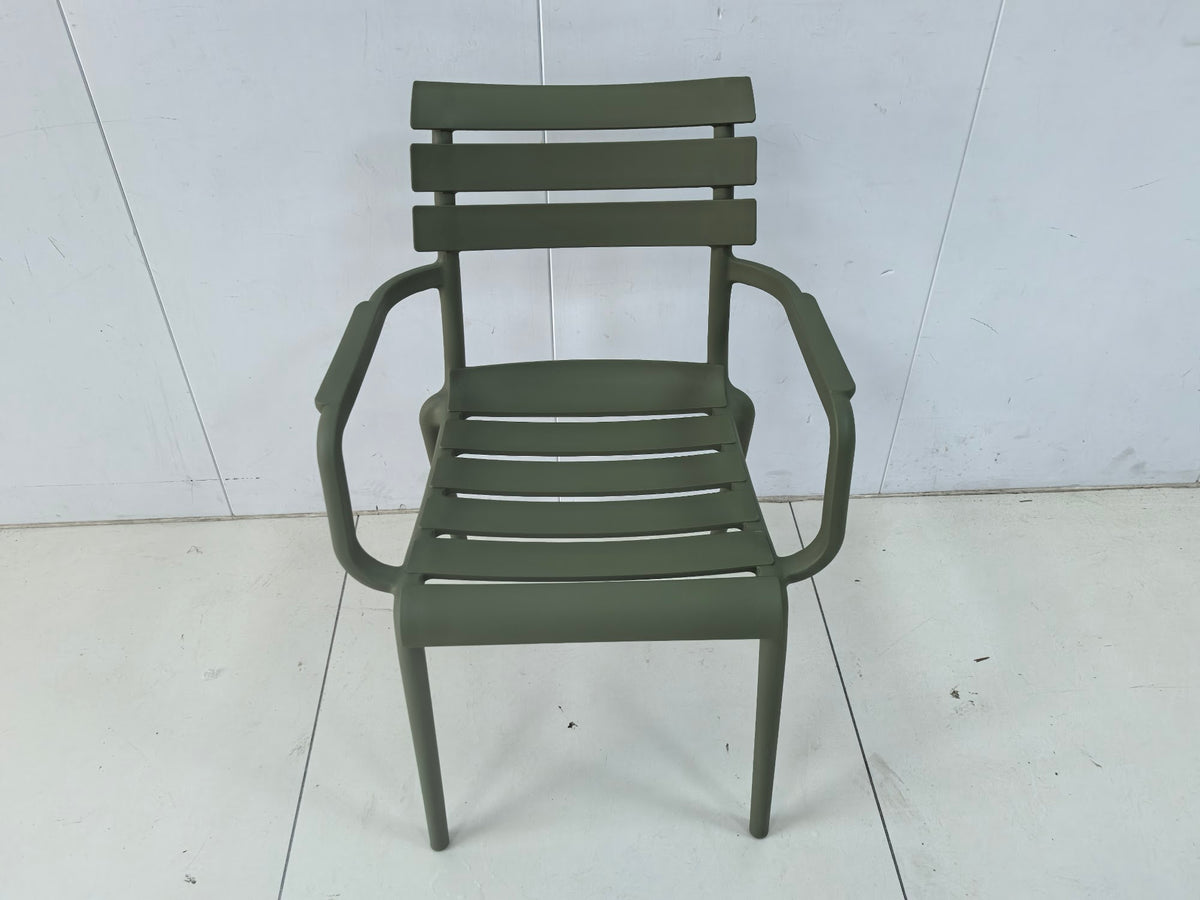 Lido Chair with Arms, Green – Green, lifestyle view 1
