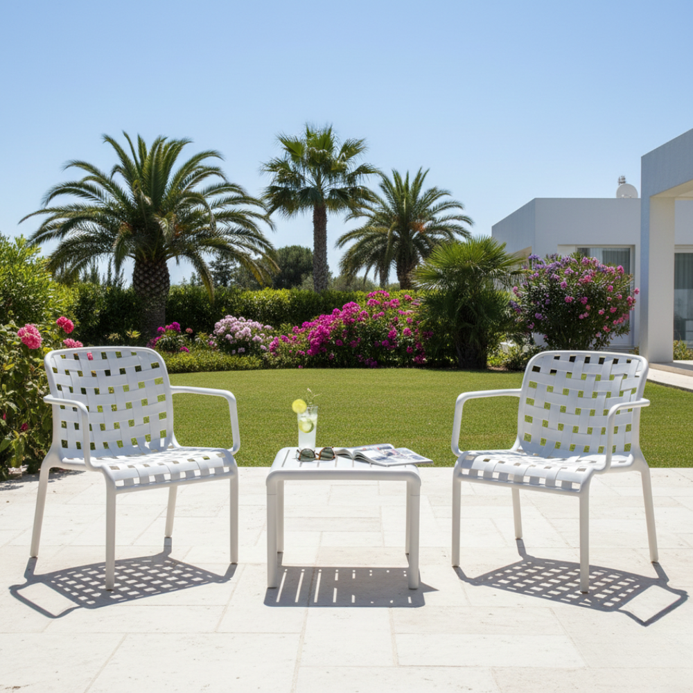 2-Seater Outdoor Bistro Set – White Plastic Chairs with Coffee Table, Weather-Resistant Patio & Balcony Furniture, UV-Resistant Recyclable Material