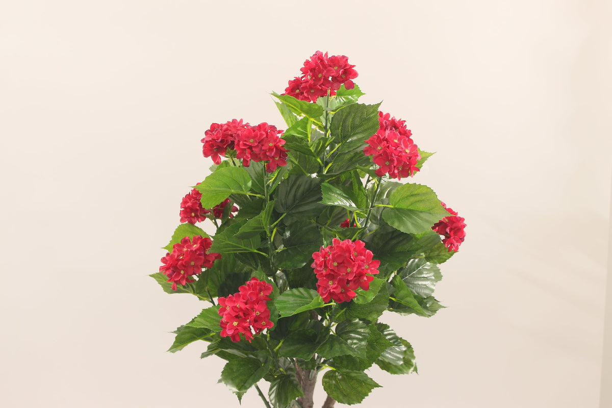 Close-up of the red flowers on the Marcolo 125 cm artificial hydrangea tree