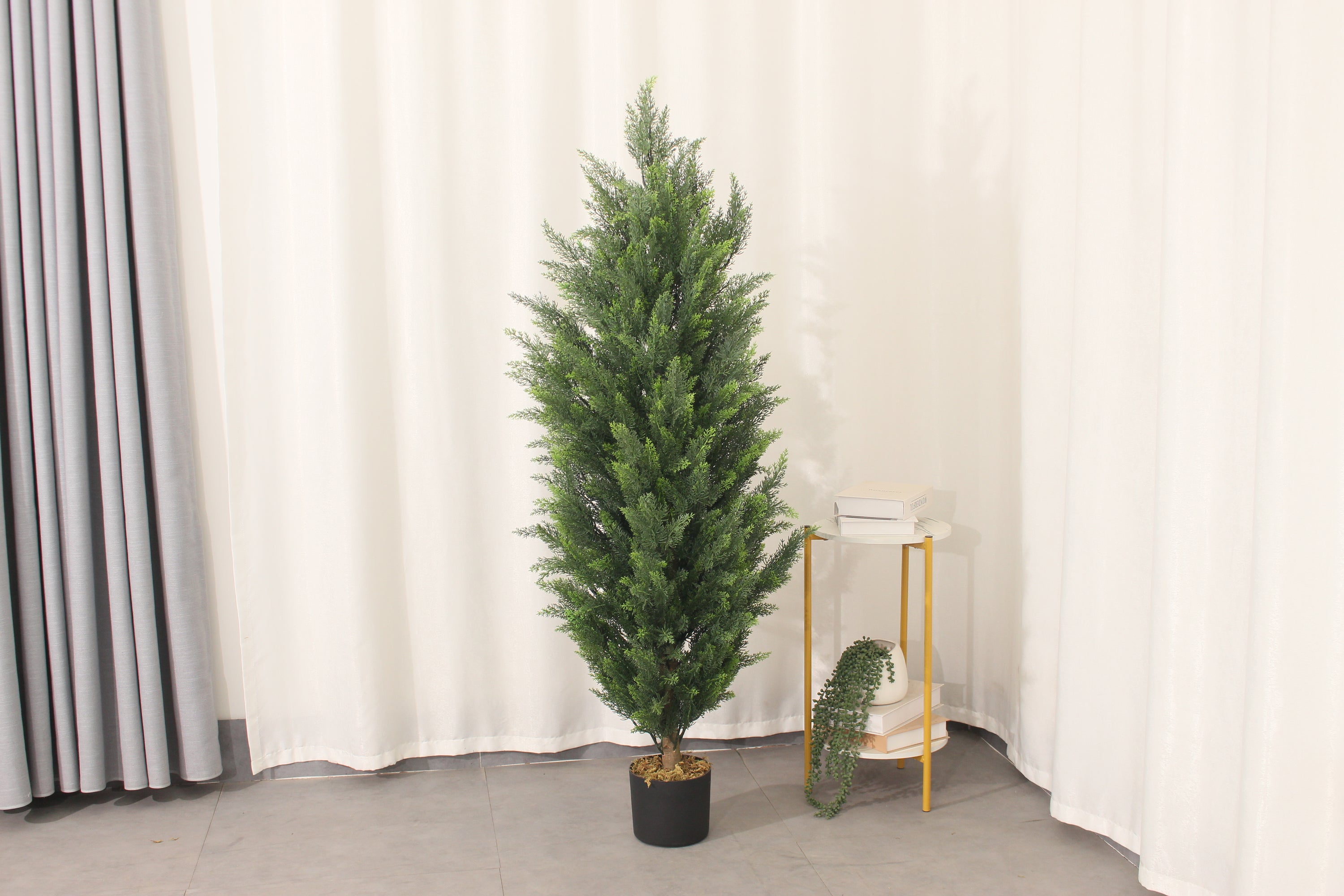 Artificial Pine Tree 150cm Lifelike Indoor Décor Tree