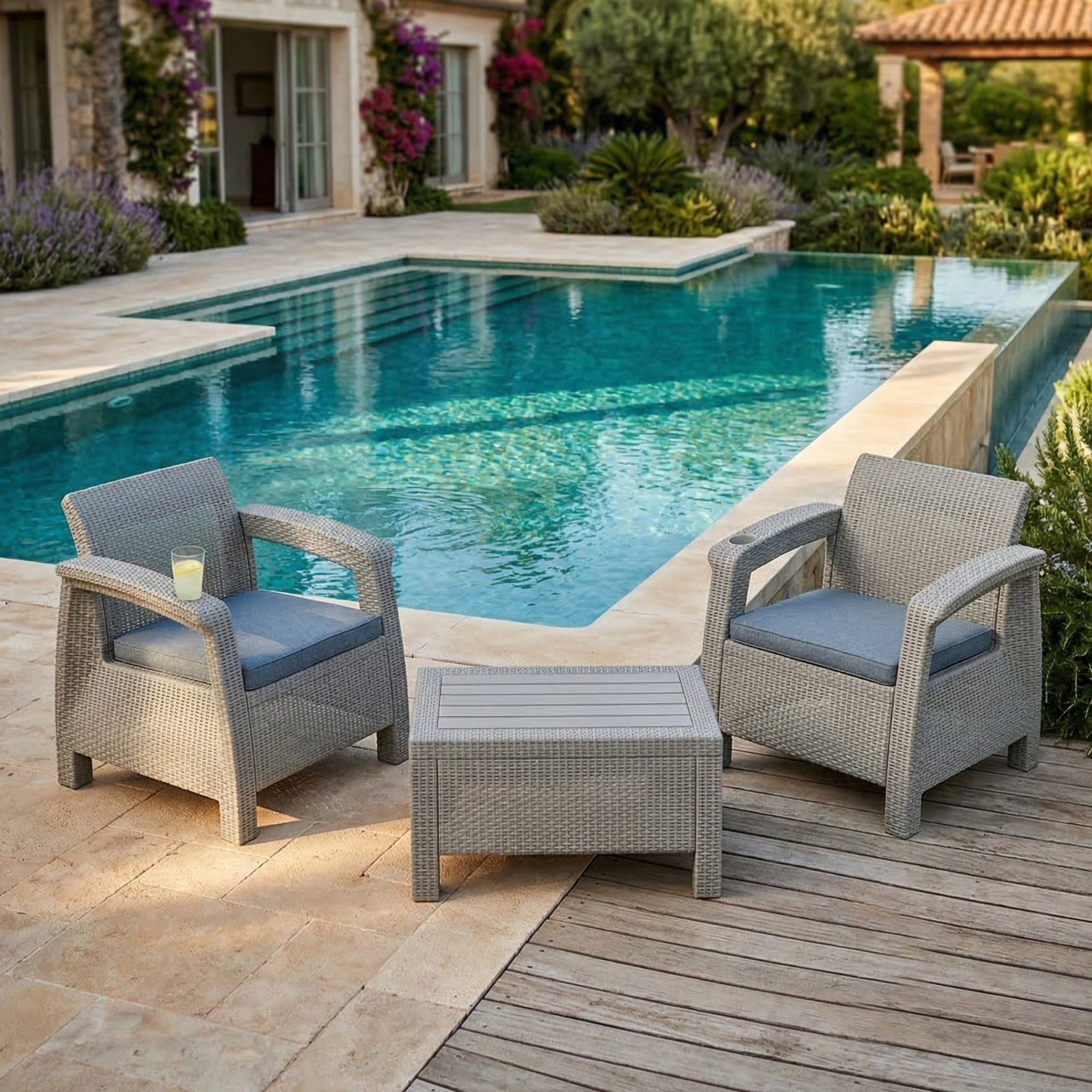 2-Seater Outdoor Sofa Set – Including Seat Cushions & Coffee Table, Weather-Resistant Patio & Balcony Furniture with Built-In Cup Holders