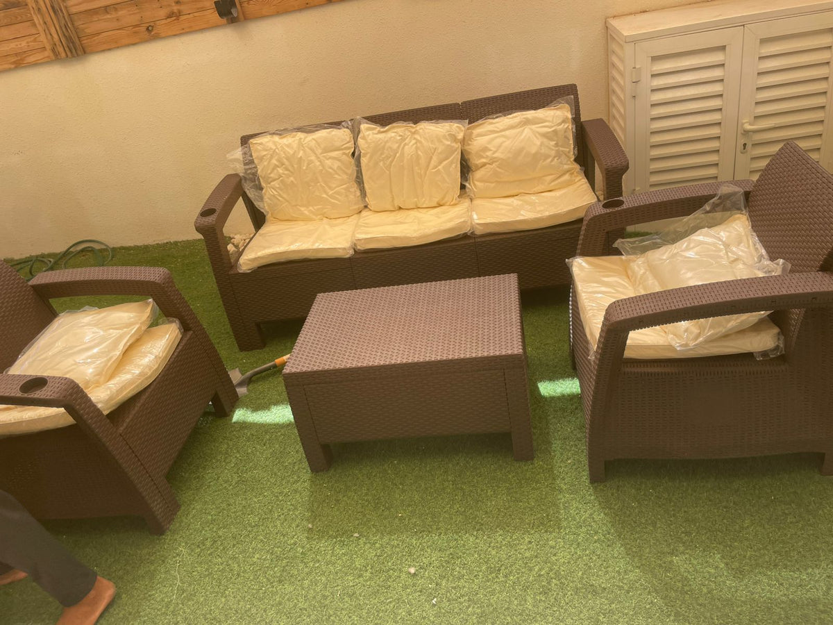 Customer photo: brown Havana 5-seater outdoor sofa set with back cushions in a UAE garden