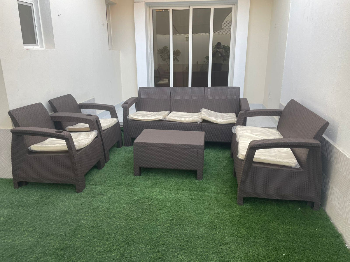 Customer photo: dark brown Havana outdoor sofa set in a UAE garden