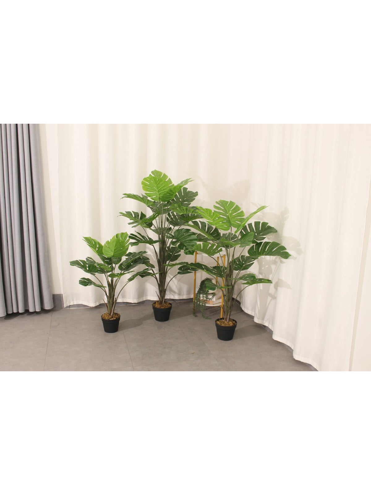 Marcolo artificial monstera plants in different sizes